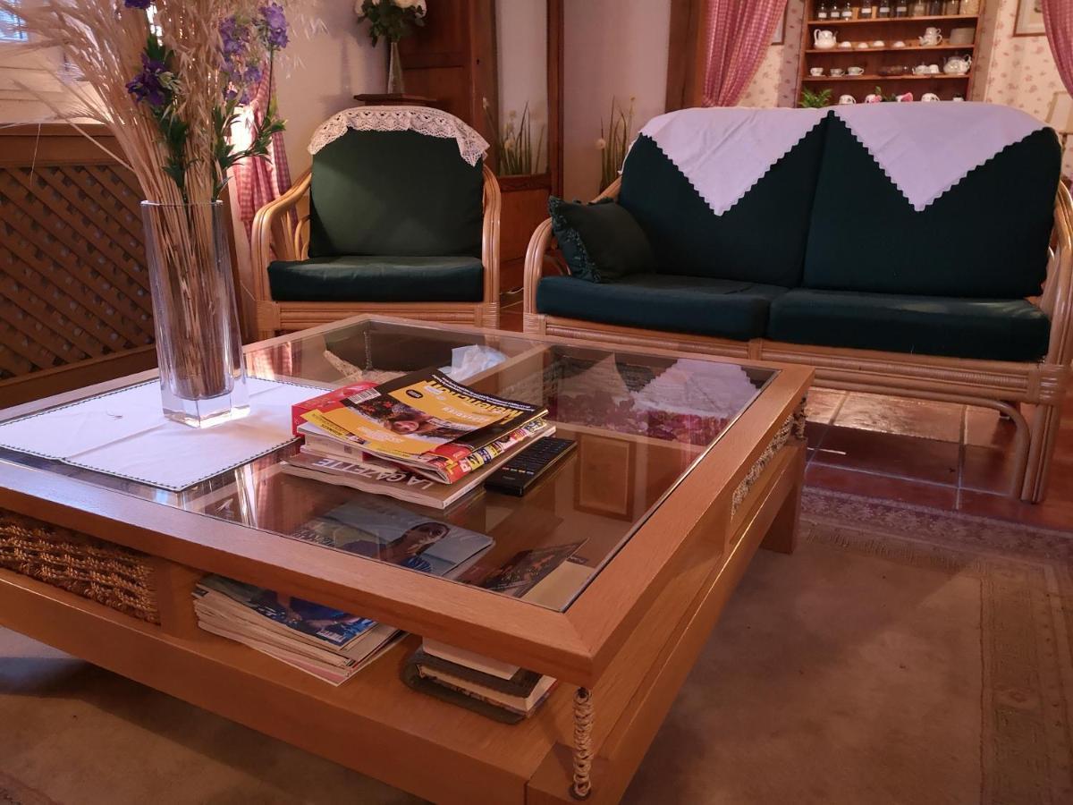 La Roseliere Maison Plain Pied Confortable Belle Decoration Jardin Magnifique 10 Mn A Pied Centre Ville Bayeux Proche Plages Du Debarquement 外观 照片